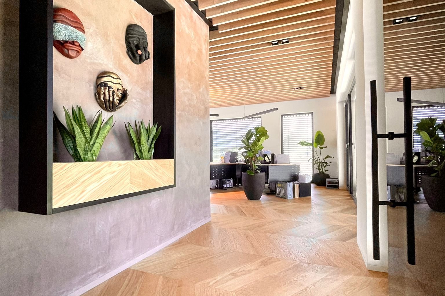 Chevron oak office Austria