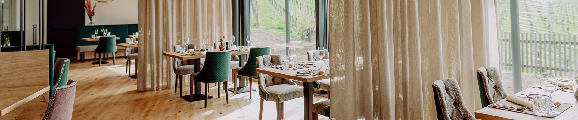 [Translate to EN:] Hotel Ratscher Landhaus Südsteiermark mit Parkettboden von Scheucher